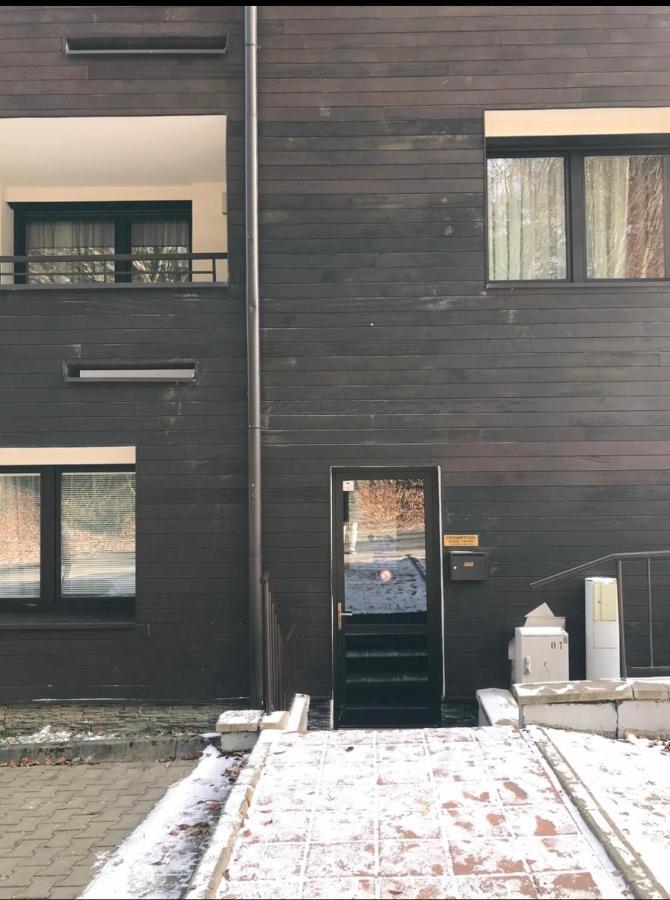 Utulny Apartman Triangel 50M Od Lyziarskeho Vleku Zahradky Donovaly Exteriör bild