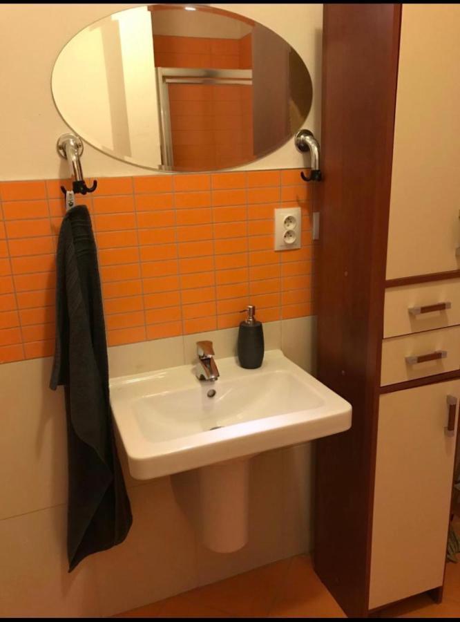 Utulny Apartman Triangel 50M Od Lyziarskeho Vleku Zahradky Donovaly Exteriör bild